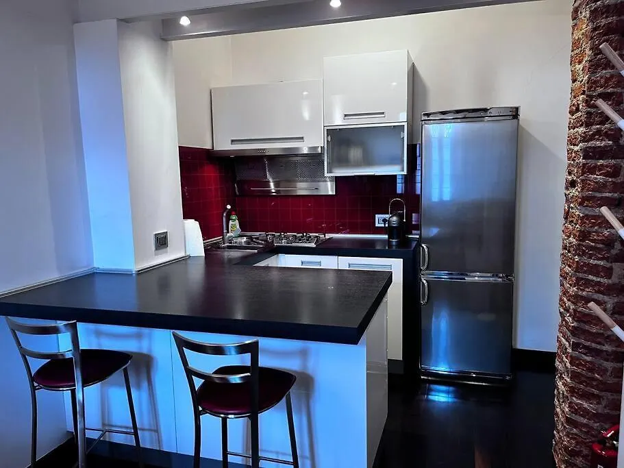Apartment Sandra Flexyrent Wifi Charming Apt In Ticinese Milan
